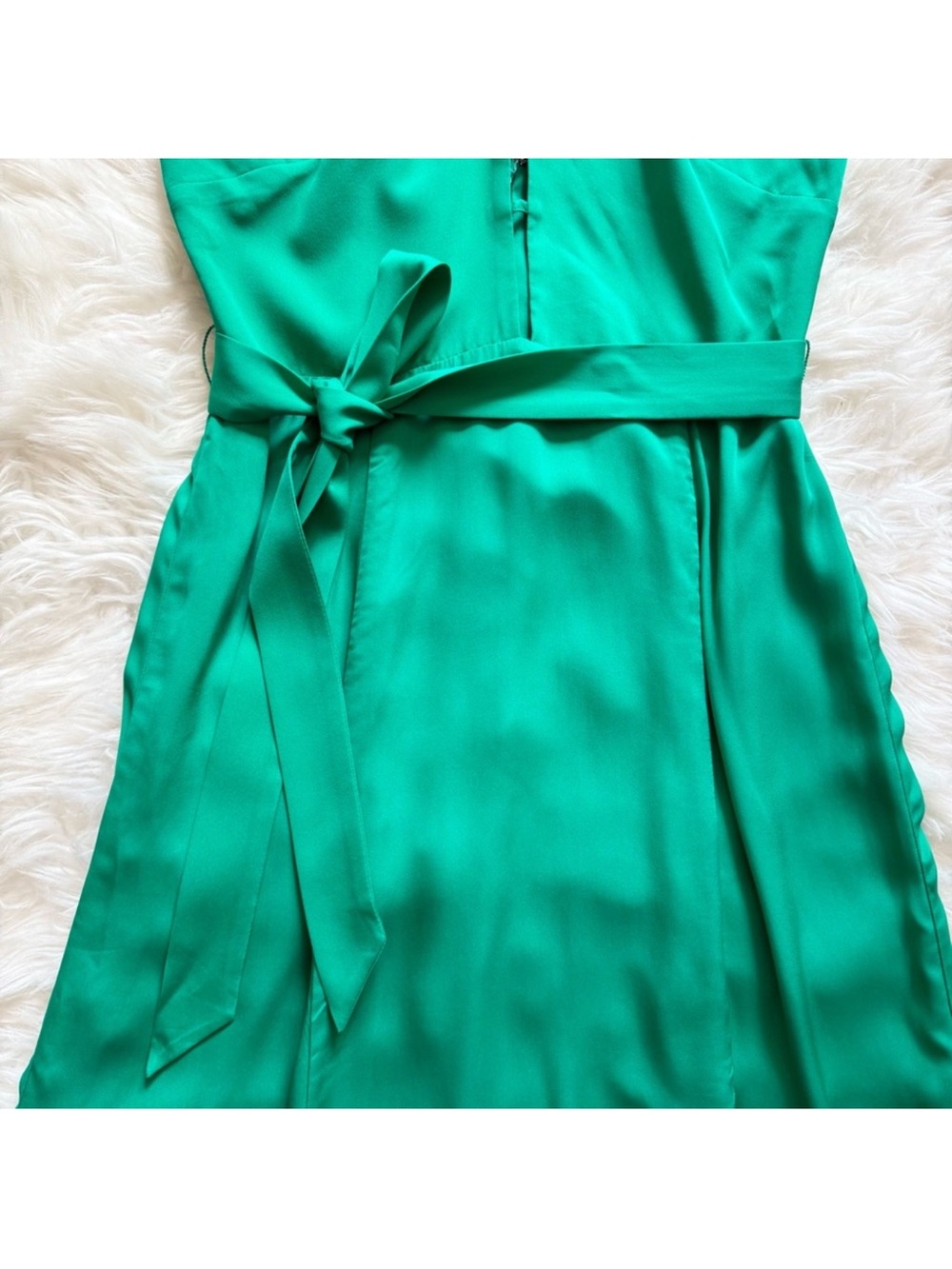 New! Reiss Arianna Plunge Halter Neck Cut-out Midi Dress in Emerald Green - Picture 9 of 11
